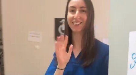 Presentación de la fisioterapeuta de ASPAYM Córdoba